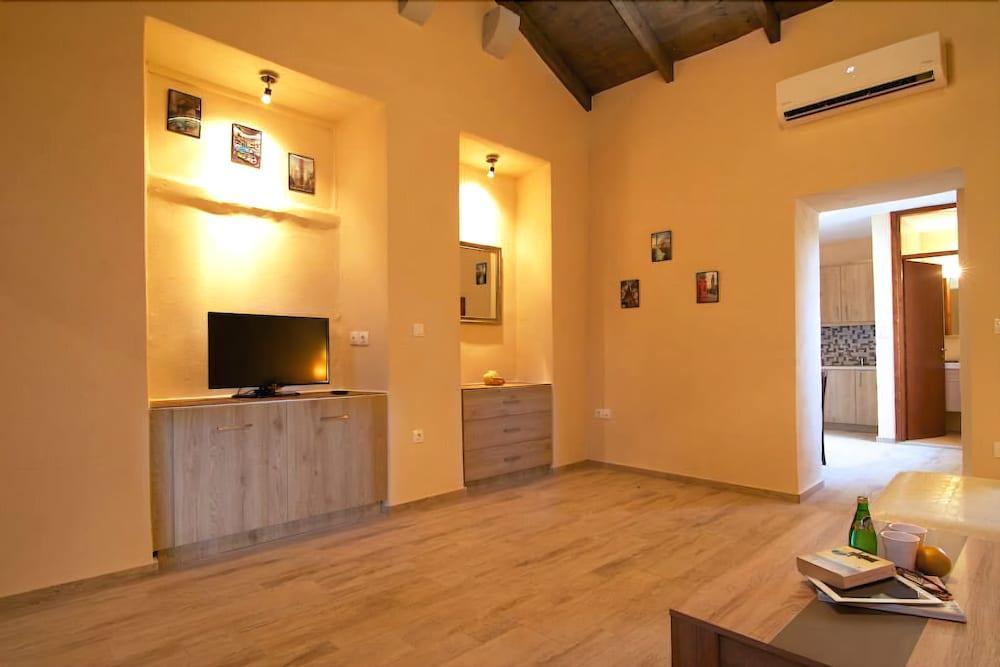 Asikiko Suites Retimno Zewnętrze zdjęcie